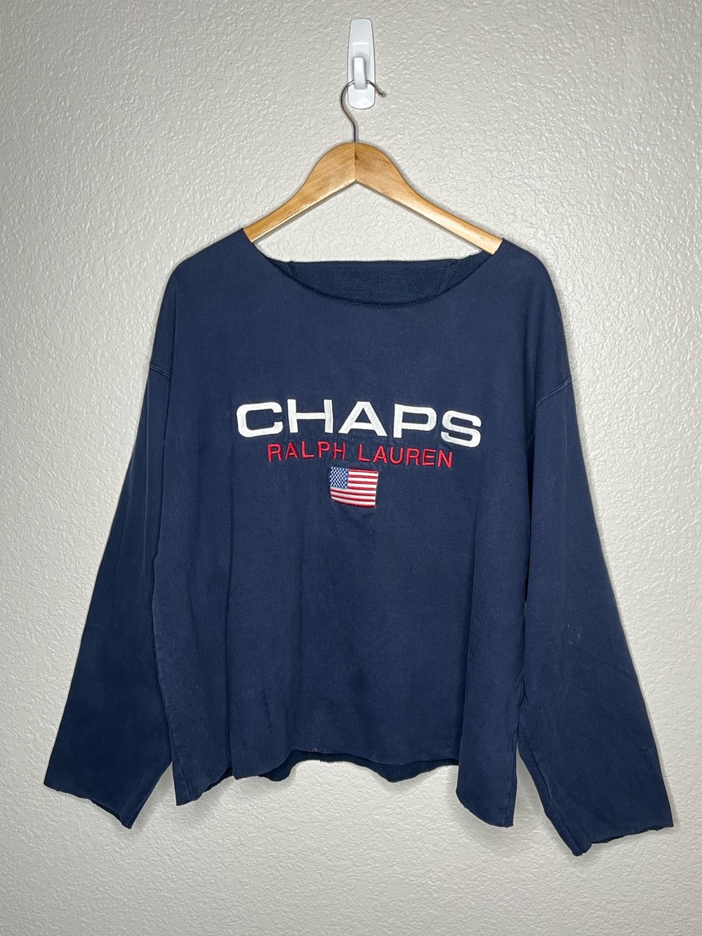Vintage CHAPS Ralph Lauren Navy Blue Logo Sweatshirt USA Flag Large Cut Neck L